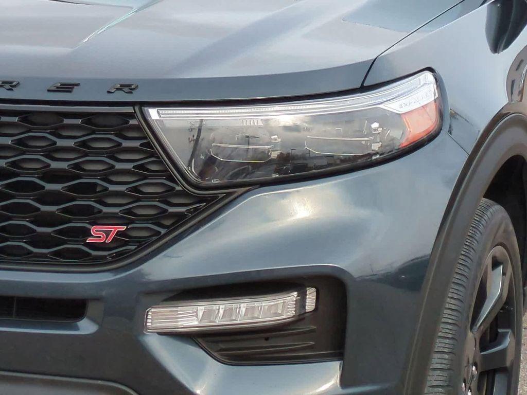 used 2022 Ford Explorer car