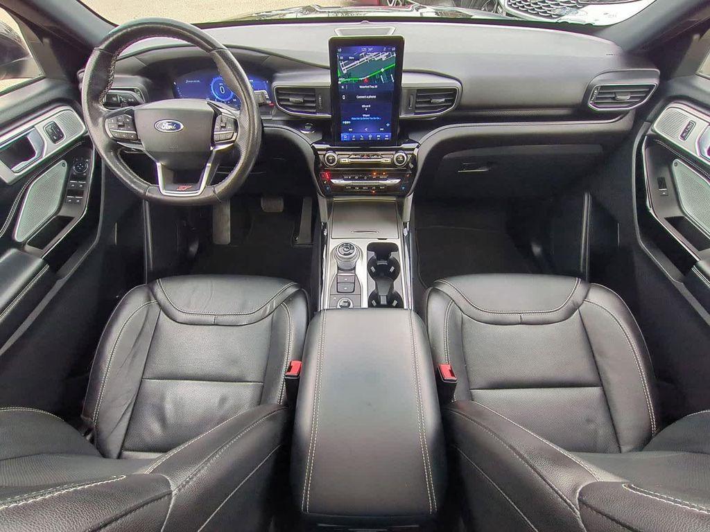 used 2022 Ford Explorer car
