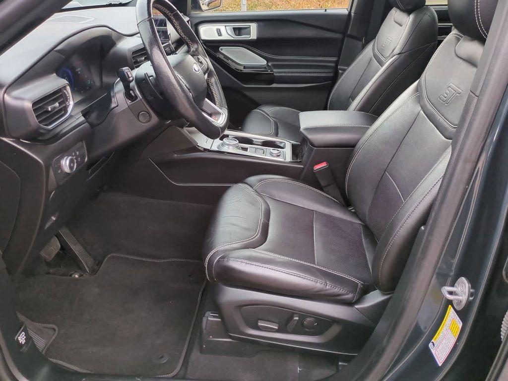 used 2022 Ford Explorer car