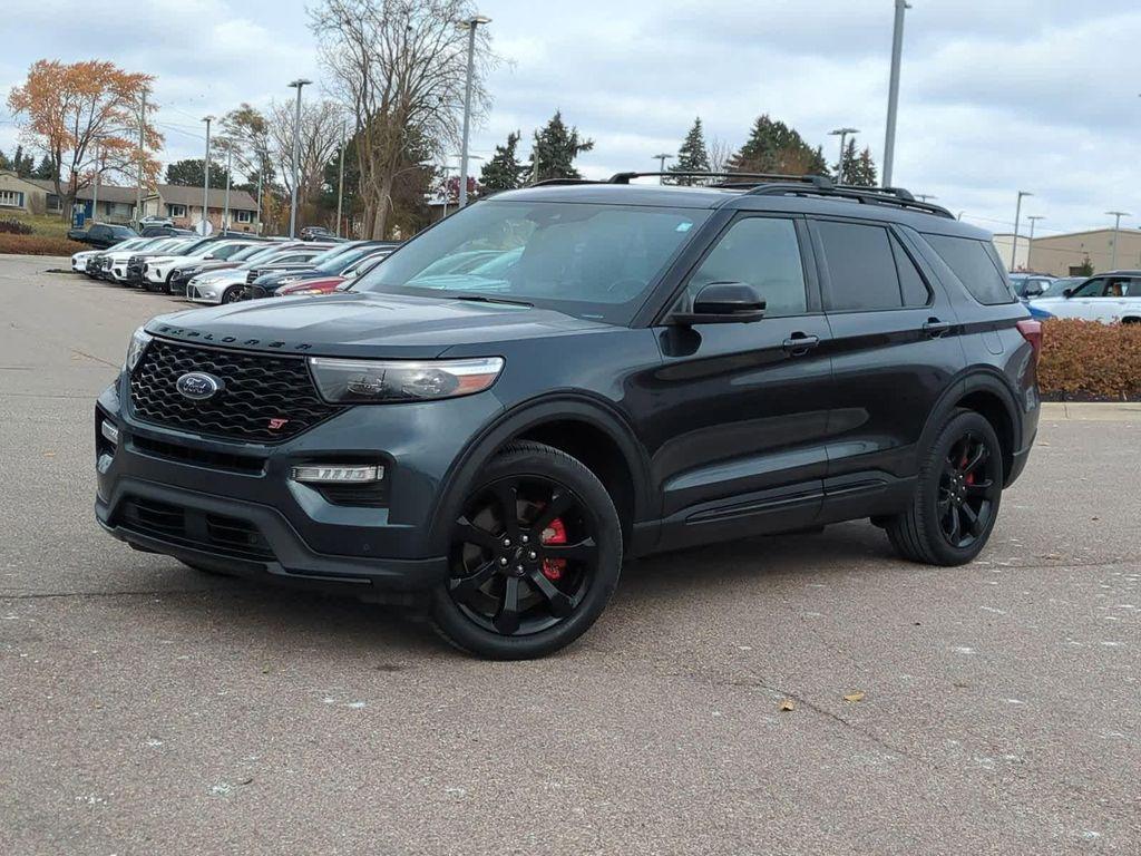 used 2022 Ford Explorer car