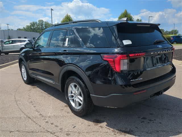 new 2025 Ford Explorer car, priced at $40,398