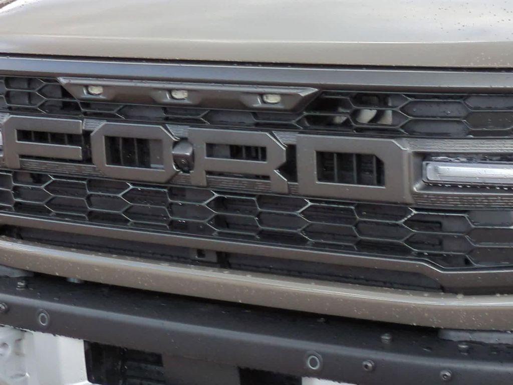 new 2025 Ford Bronco car