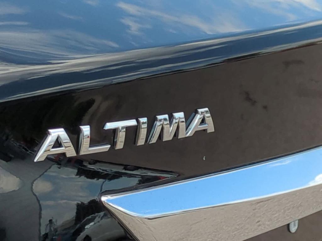 used 2015 Nissan Altima car, priced at $9,499