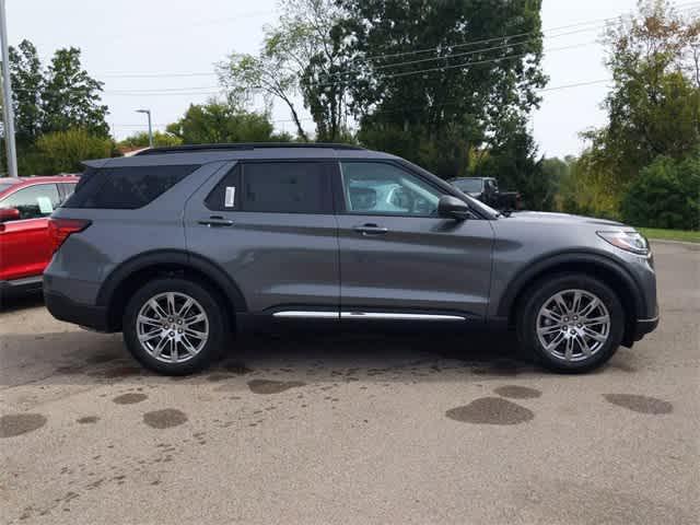 new 2025 Ford Explorer car, priced at $44,525