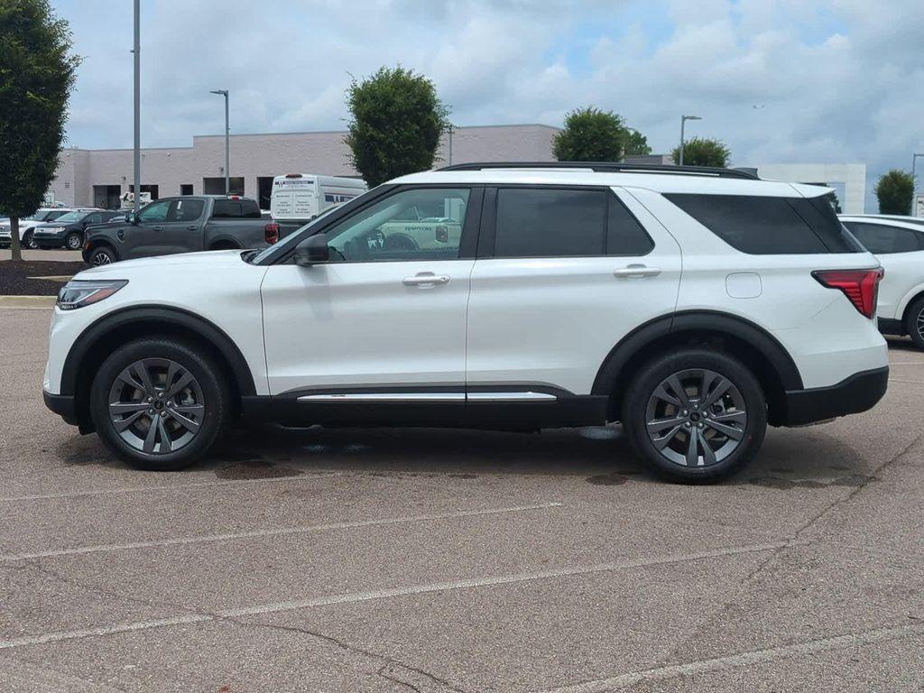 new 2025 Ford Explorer car, priced at $45,257