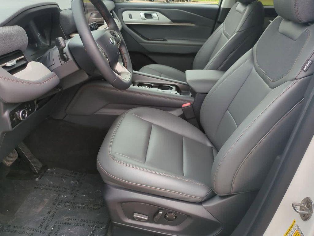 new 2025 Ford Explorer car, priced at $45,257