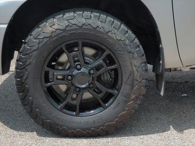 used 2010 Toyota Tundra car, priced at $15,999