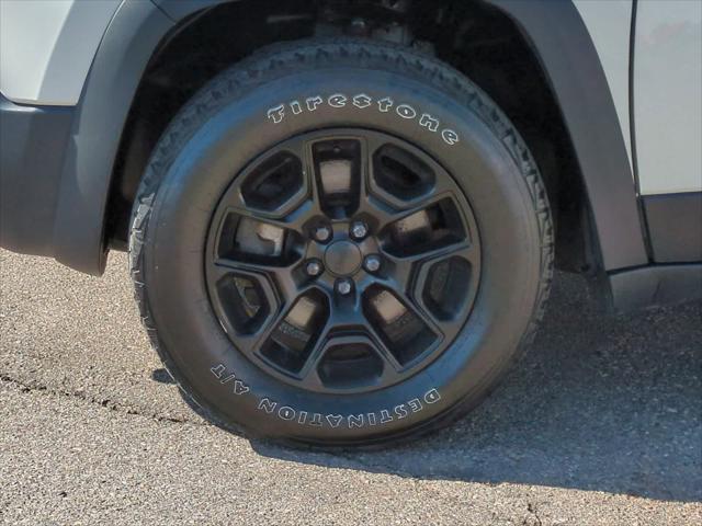 used 2019 Jeep Cherokee car, priced at $16,989