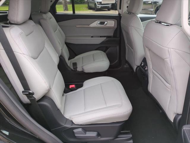 new 2025 Ford Explorer car, priced at $43,334