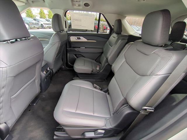 new 2025 Ford Explorer car, priced at $45,416