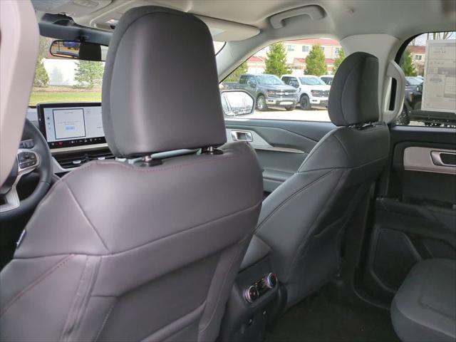 new 2025 Ford Explorer car, priced at $45,416
