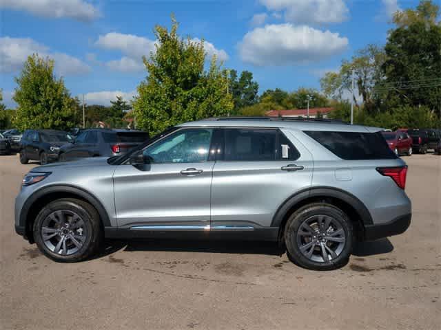 new 2025 Ford Explorer car, priced at $44,062