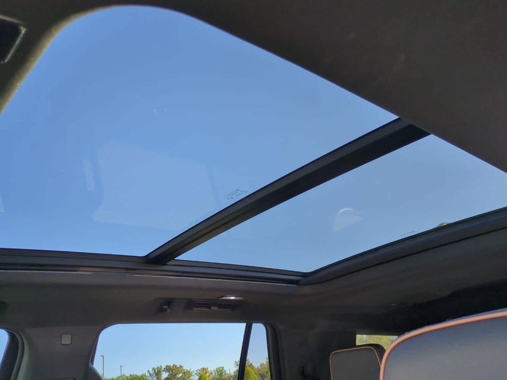 used 2023 GMC Yukon car