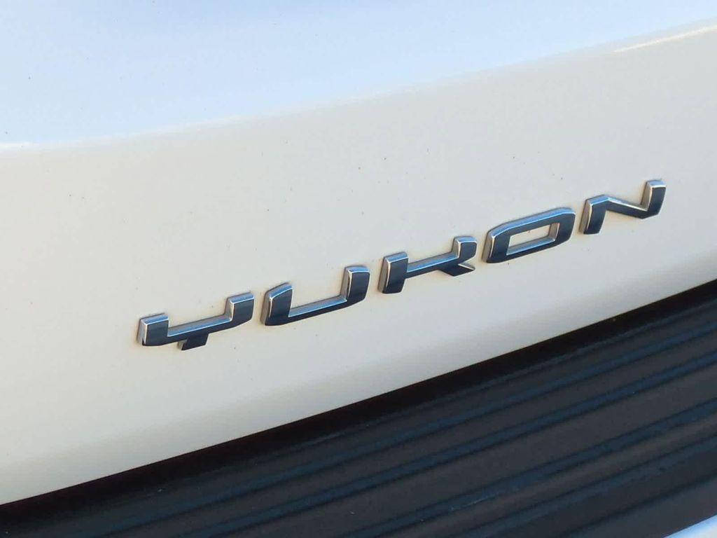 used 2023 GMC Yukon car
