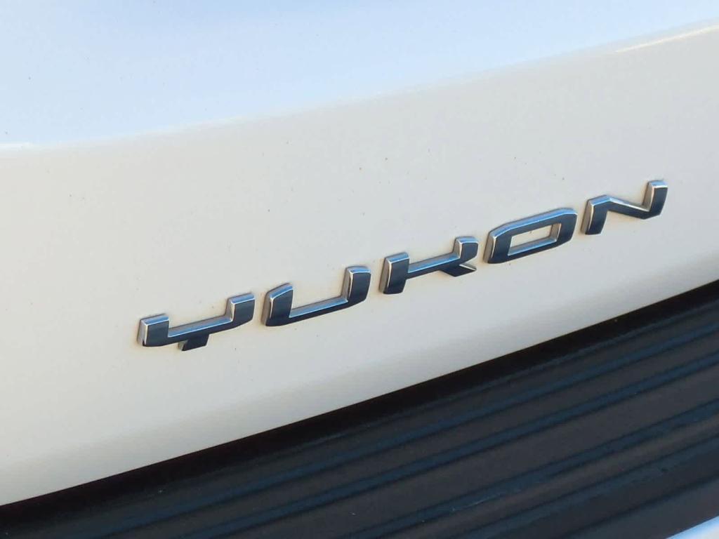 used 2023 GMC Yukon car