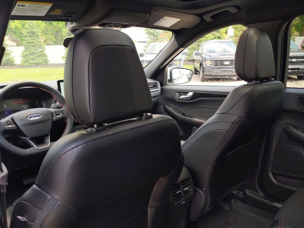 new 2025 Ford Escape car, priced at $36,727