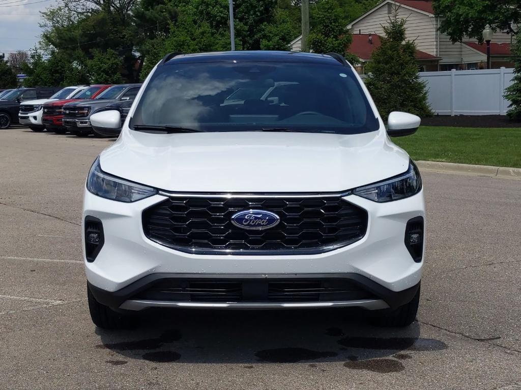 new 2025 Ford Escape car, priced at $36,727