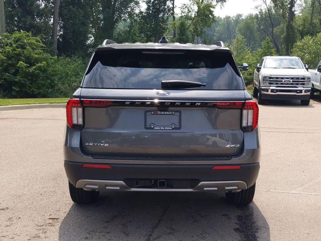 new 2025 Ford Explorer car, priced at $45,132