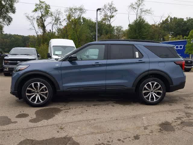 new 2025 Ford Explorer car, priced at $45,065