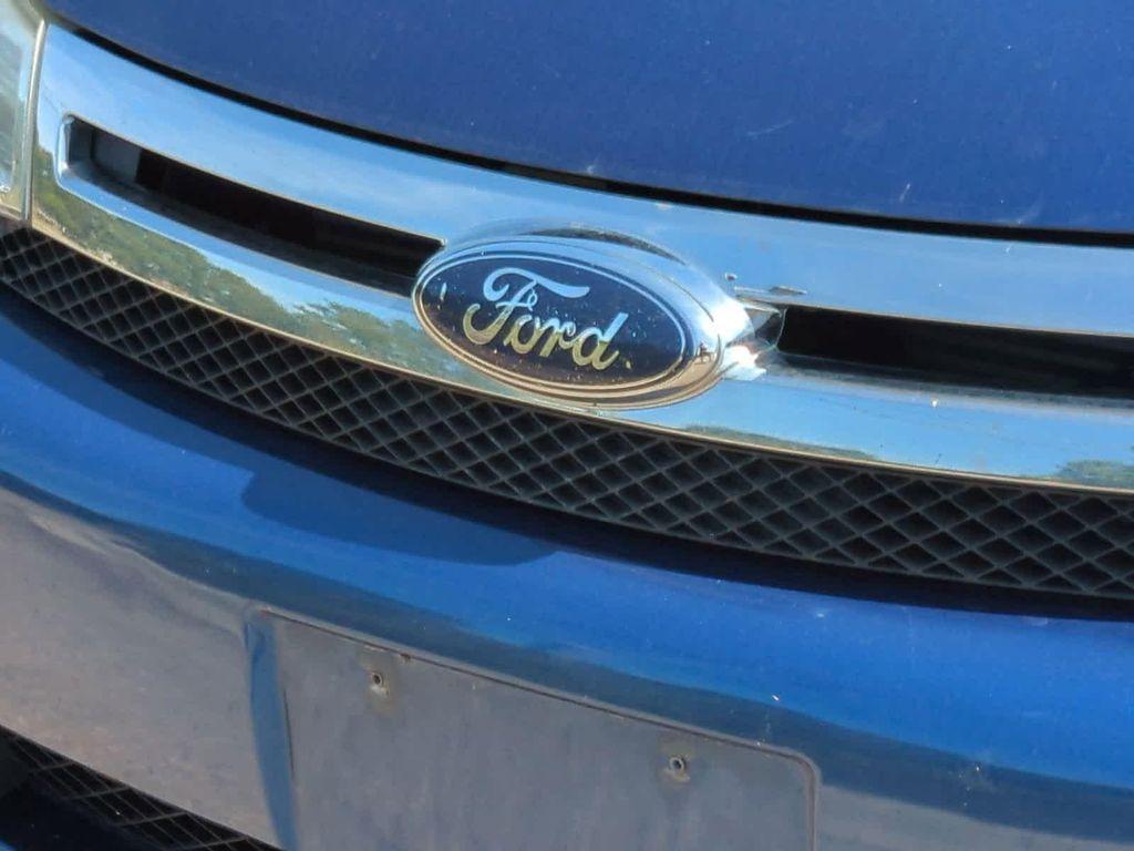 used 2009 Ford Focus car, priced at $2,999