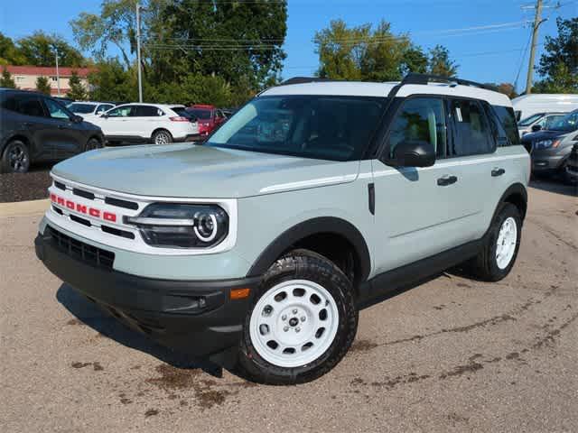 new 2024 Ford Bronco Sport car, priced at $33,881