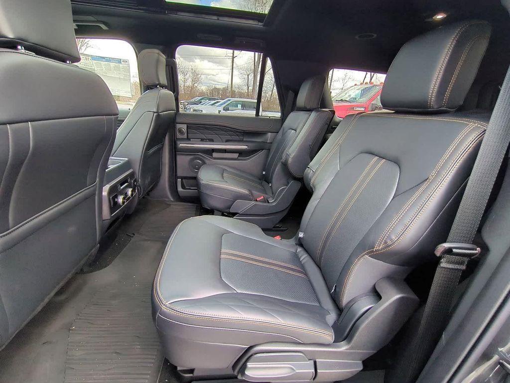 new 2024 Ford Expedition Max car, priced at $87,082