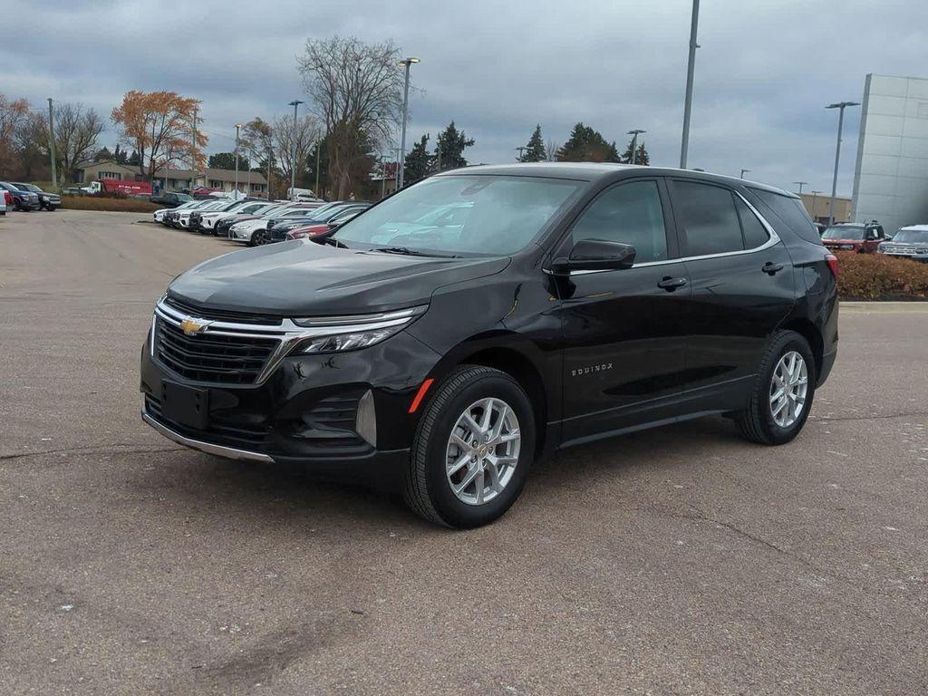 used 2023 Chevrolet Equinox car