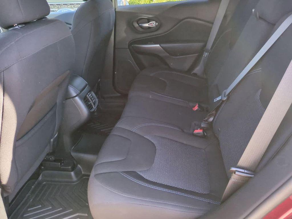 used 2019 Jeep Cherokee car, priced at $17,999