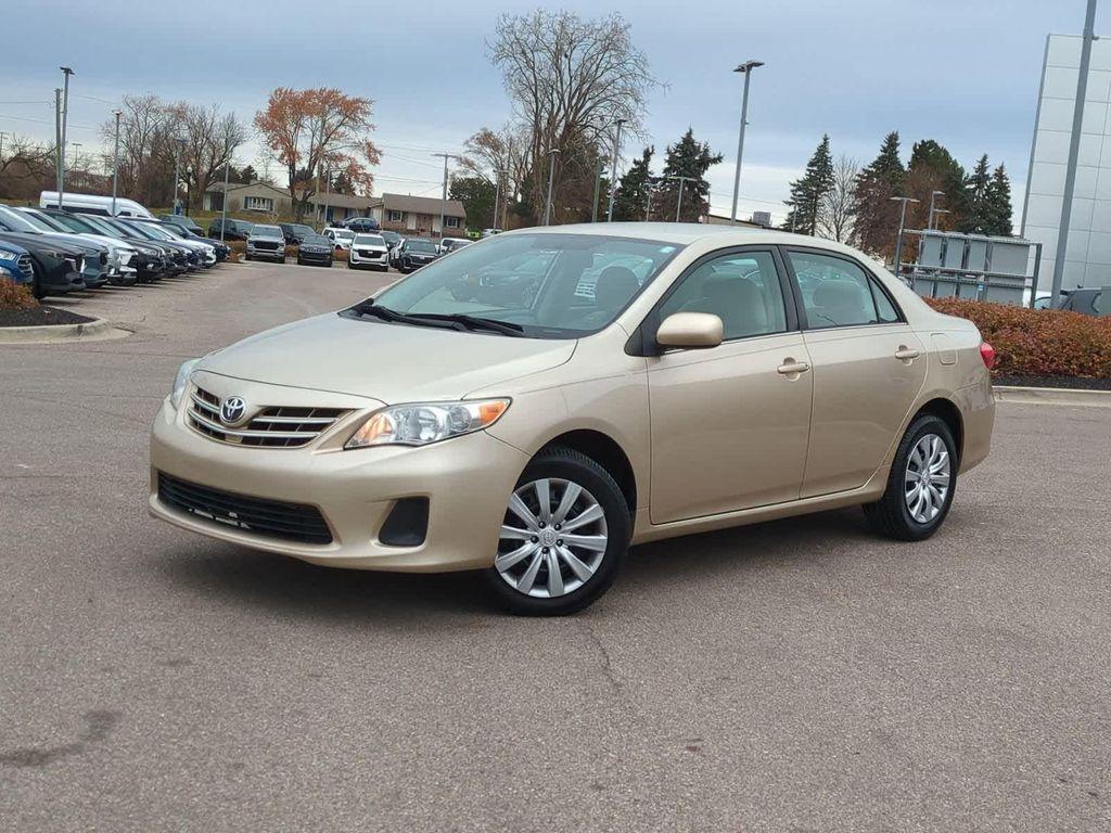 used 2013 Toyota Corolla car