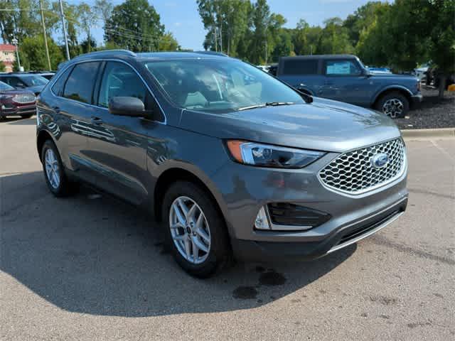 new 2024 Ford Edge car, priced at $40,046