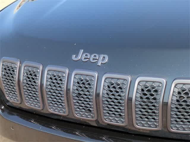 used 2021 Jeep Cherokee car, priced at $16,995