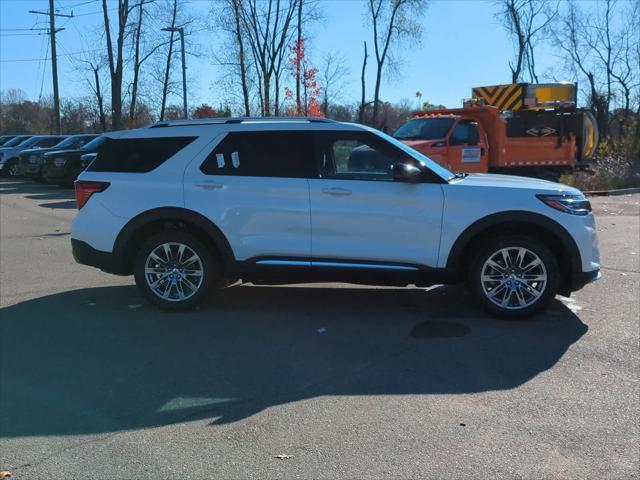 new 2025 Ford Explorer car, priced at $51,946