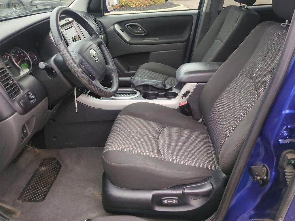 used 2005 Mazda Tribute car, priced at $3,500