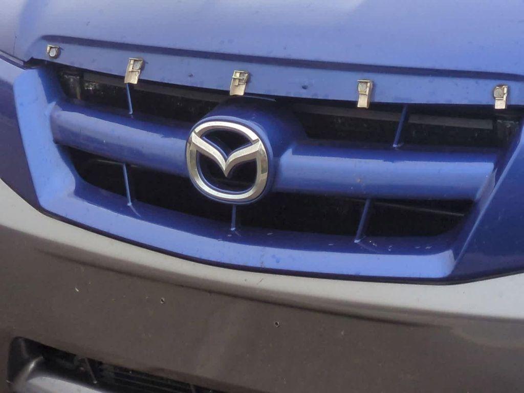 used 2005 Mazda Tribute car, priced at $3,500