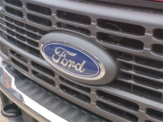 new 2024 Ford F-250 car, priced at $44,104