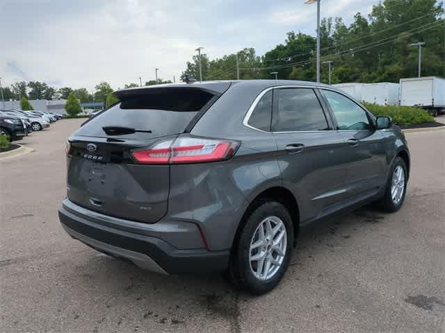 new 2024 Ford Edge car, priced at $39,898