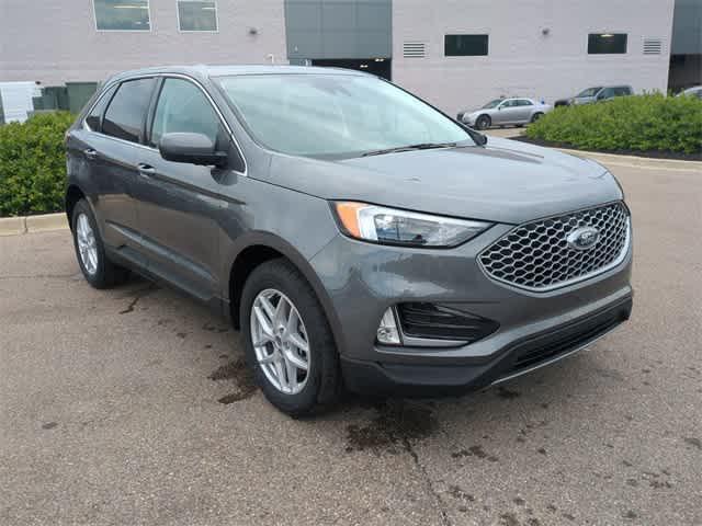 new 2024 Ford Edge car, priced at $39,898