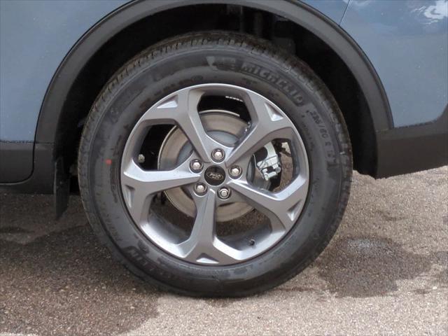 new 2025 Ford Escape car, priced at $33,450