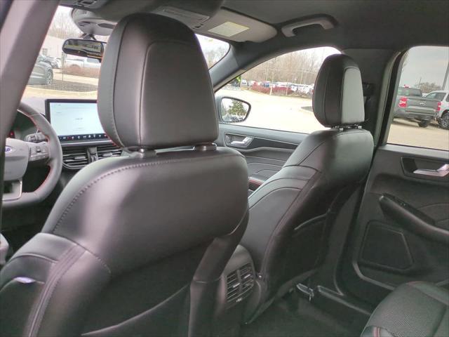 new 2025 Ford Escape car, priced at $33,450