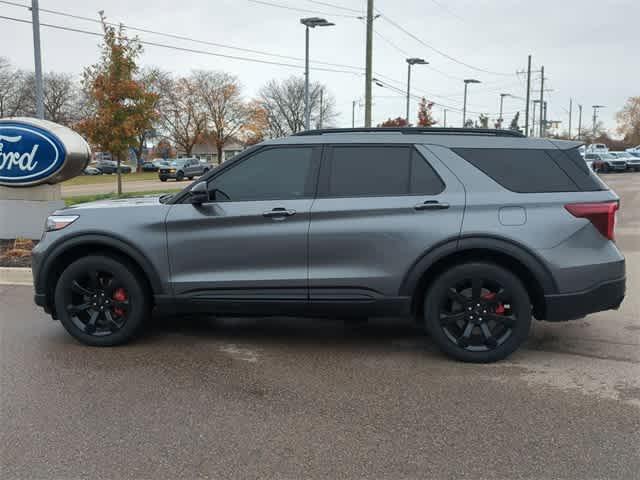 used 2022 Ford Explorer car, priced at $39,255