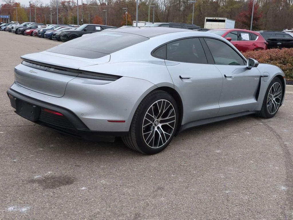 used 2022 Porsche Taycan car