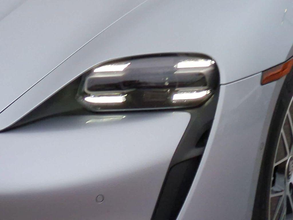 used 2022 Porsche Taycan car