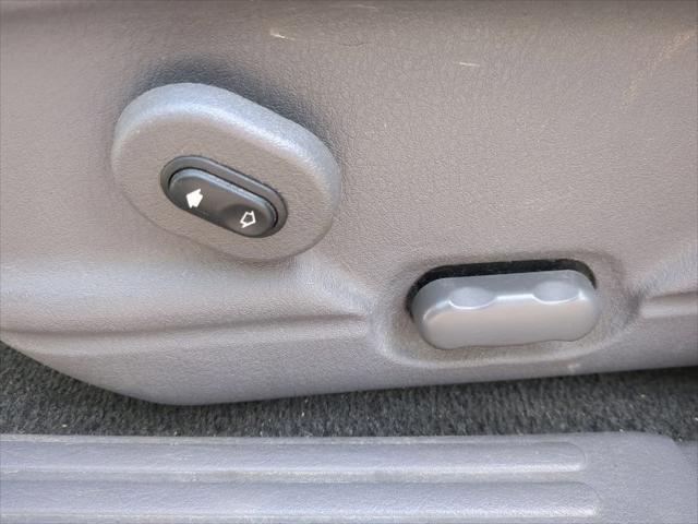 used 2005 Ford Explorer car, priced at $959
