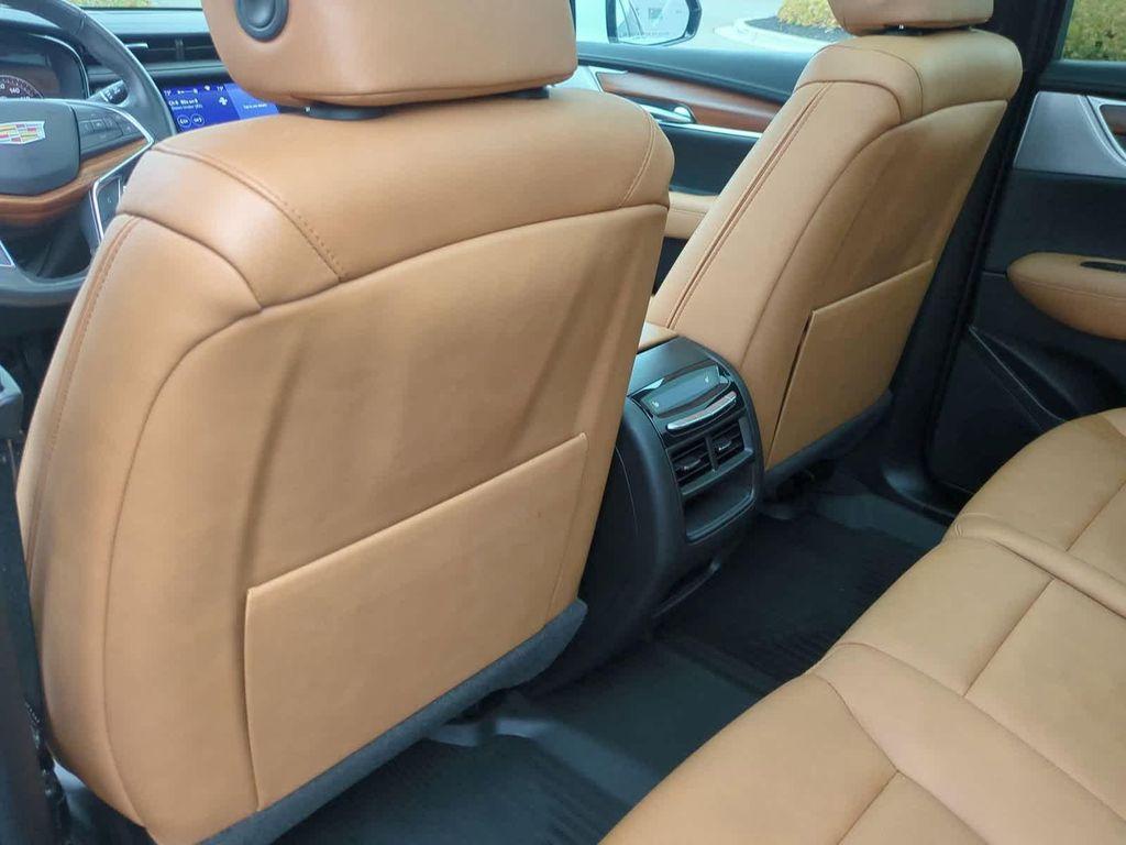 used 2023 Cadillac XT5 car