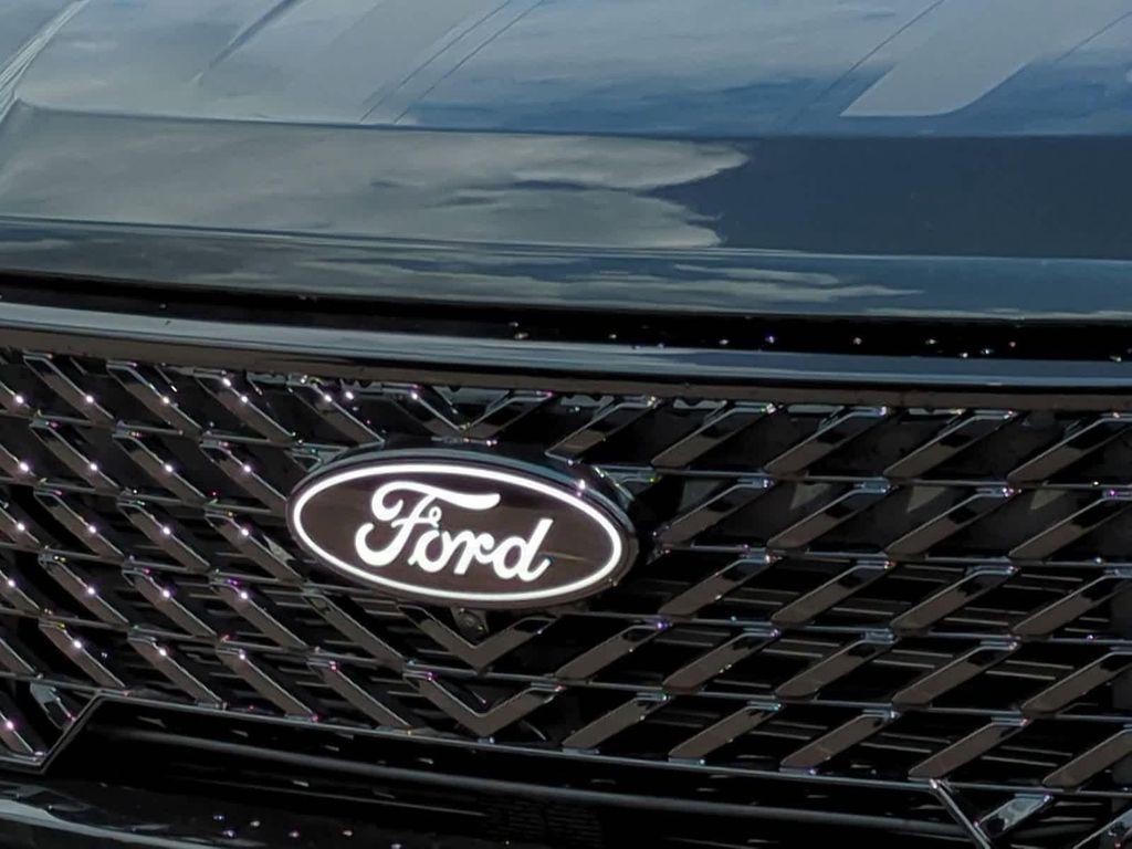 new 2025 Ford Maverick car, priced at $38,831