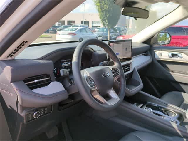 new 2025 Ford Explorer car, priced at $45,381