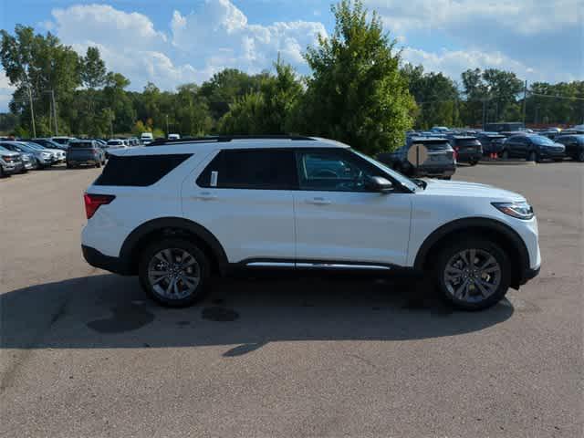 new 2025 Ford Explorer car, priced at $45,381