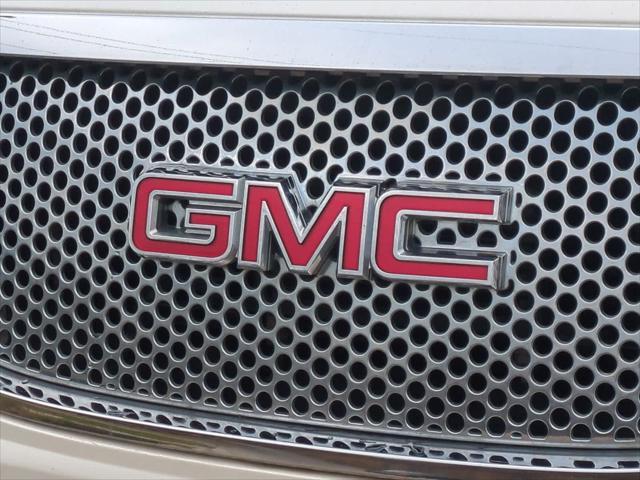 used 2012 GMC Yukon car, priced at $12,550