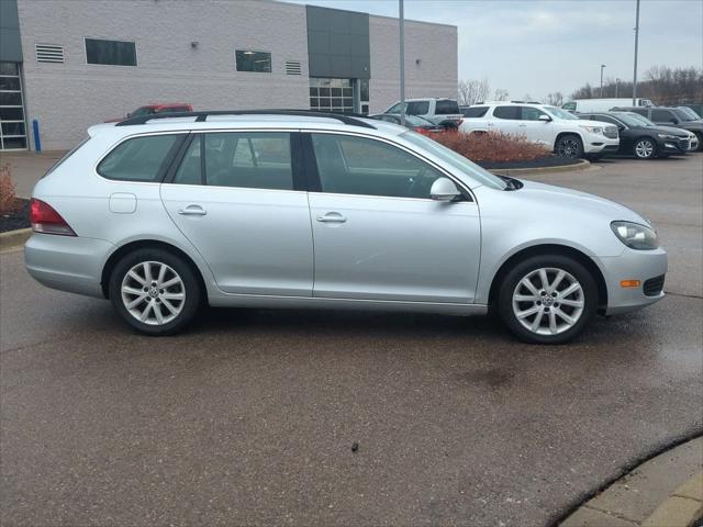 used 2013 Volkswagen Jetta SportWagen car, priced at $4,499