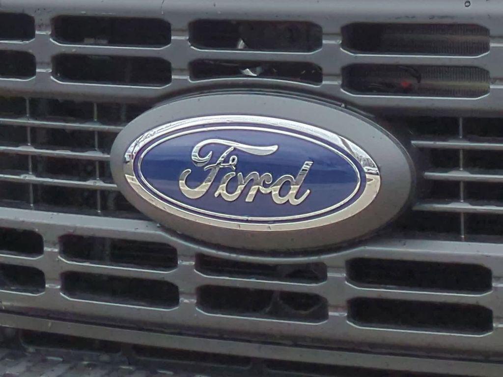 new 2025 Ford F-250 car, priced at $46,581
